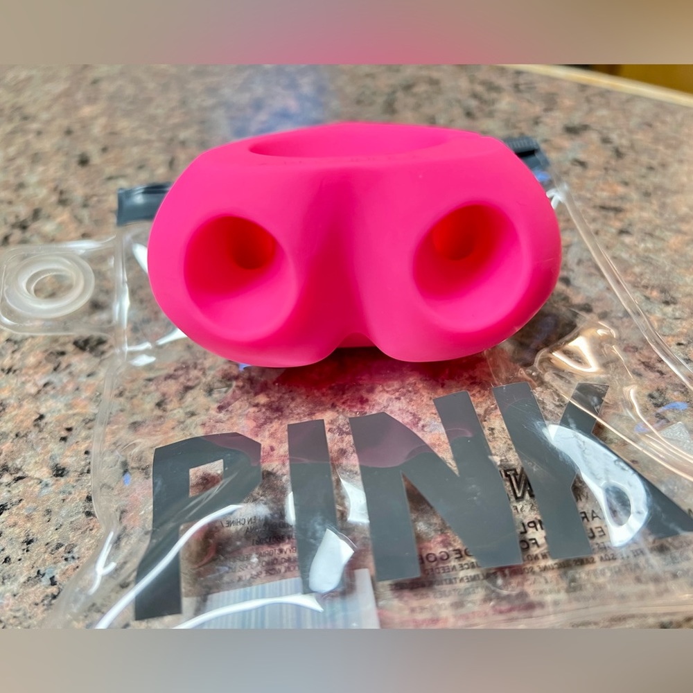 PINK Victoria Secret Heart Amplifier - Picture 3 of 5